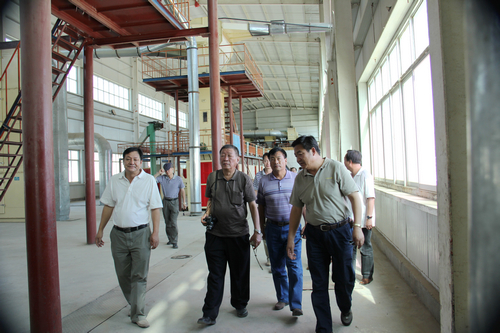 國(guó)家棉花協(xié)會(huì)副會(huì)長(zhǎng)史建偉等領(lǐng)導(dǎo)來(lái)公司調(diào)研金塔、瓜州、敦煌棉花市場(chǎng)